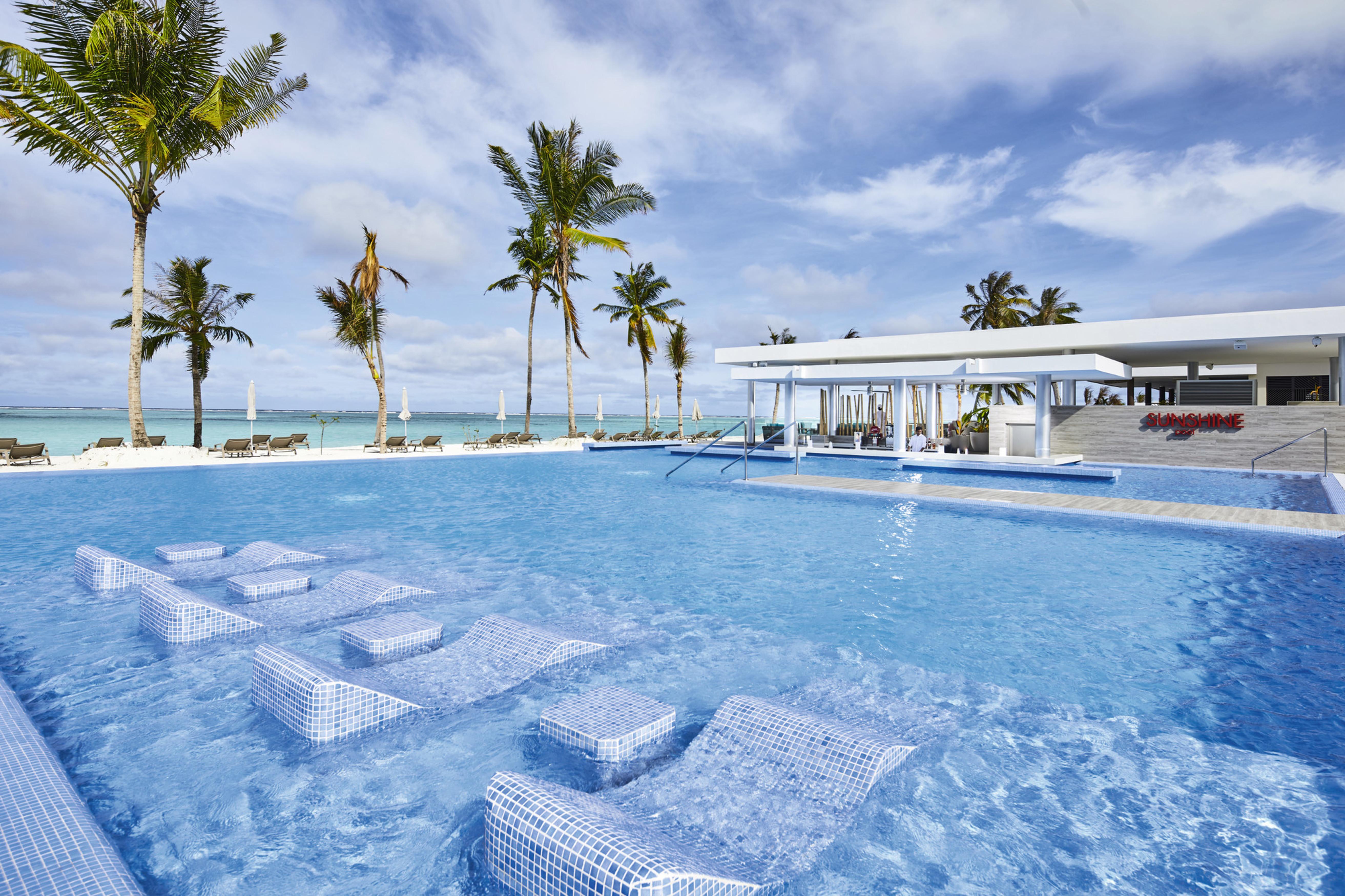 Riu Atoll Hotel Kudahuvadhoo Bagian luar foto